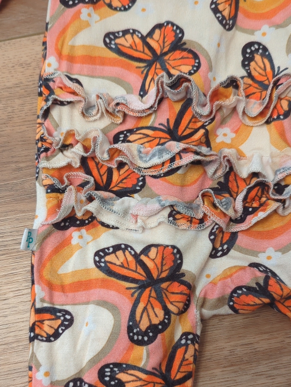 Posh Peanut Monarch Butterfly Ruffle Zip Footie, NB - Picture 5 of 7